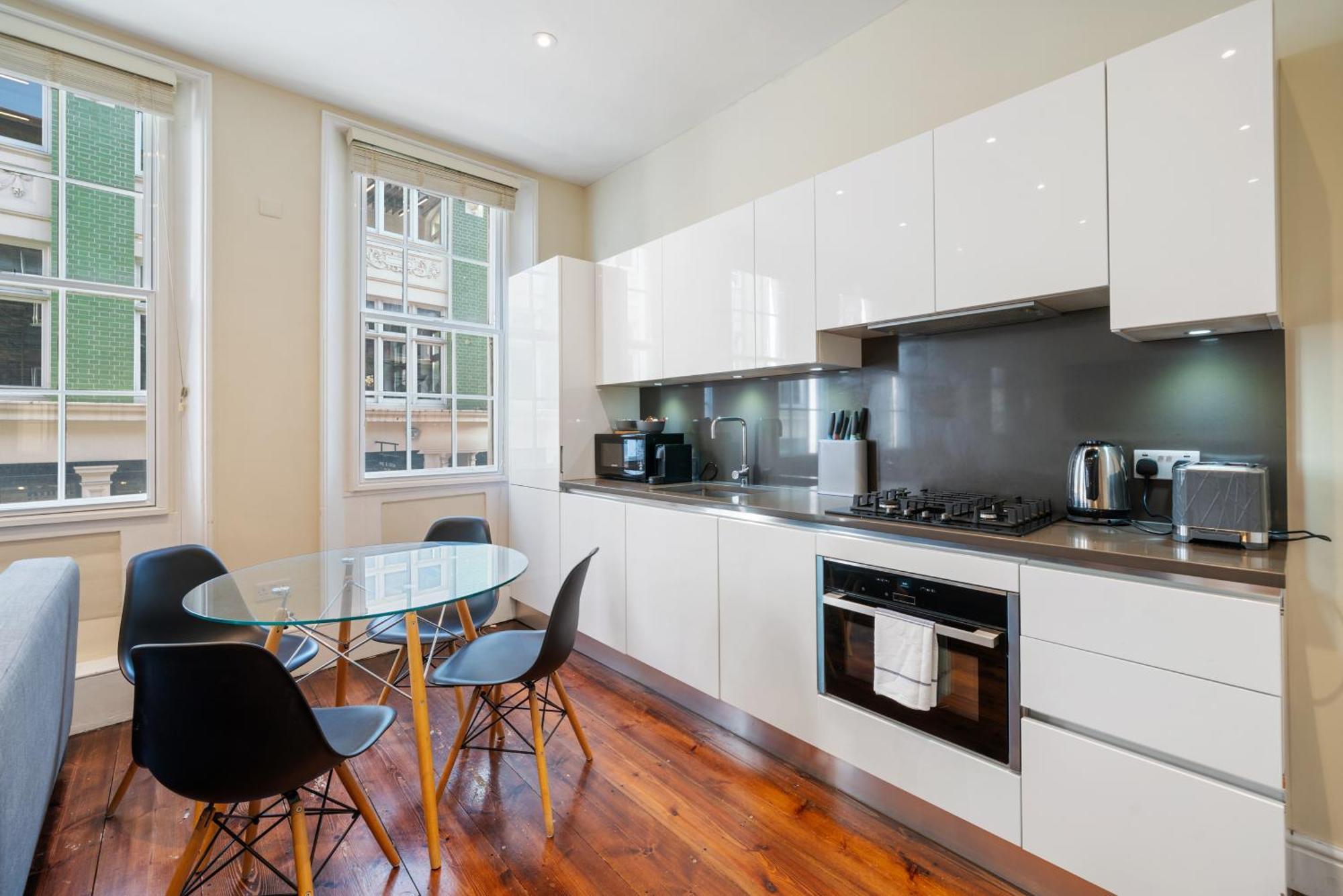 לונדון Superb One Bedroom Apartment In Soho מראה חיצוני תמונה
