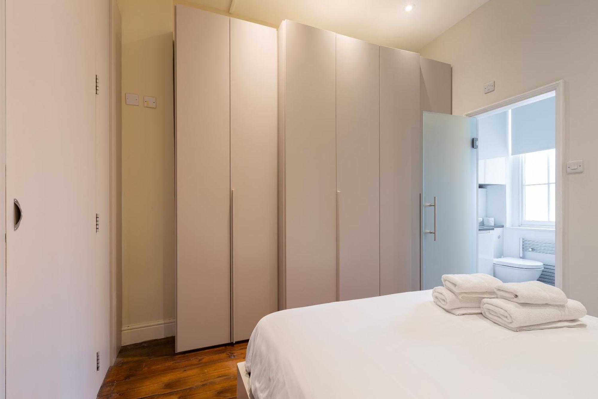לונדון Superb One Bedroom Apartment In Soho מראה חיצוני תמונה